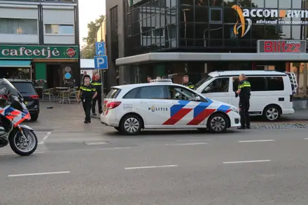 Twee personen aangehouden na vechtpartij in kroeg in Emmen [Video] — foto 10 van 12