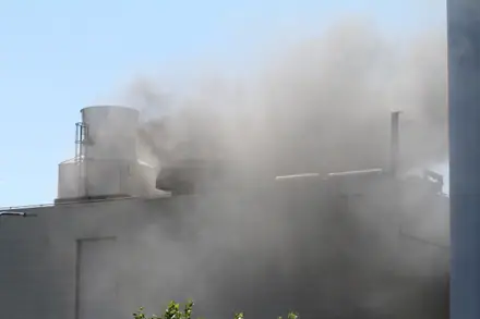 Brand bij DOC Kaas Hoogeveen onder controle [Video] — foto 9 van 12
