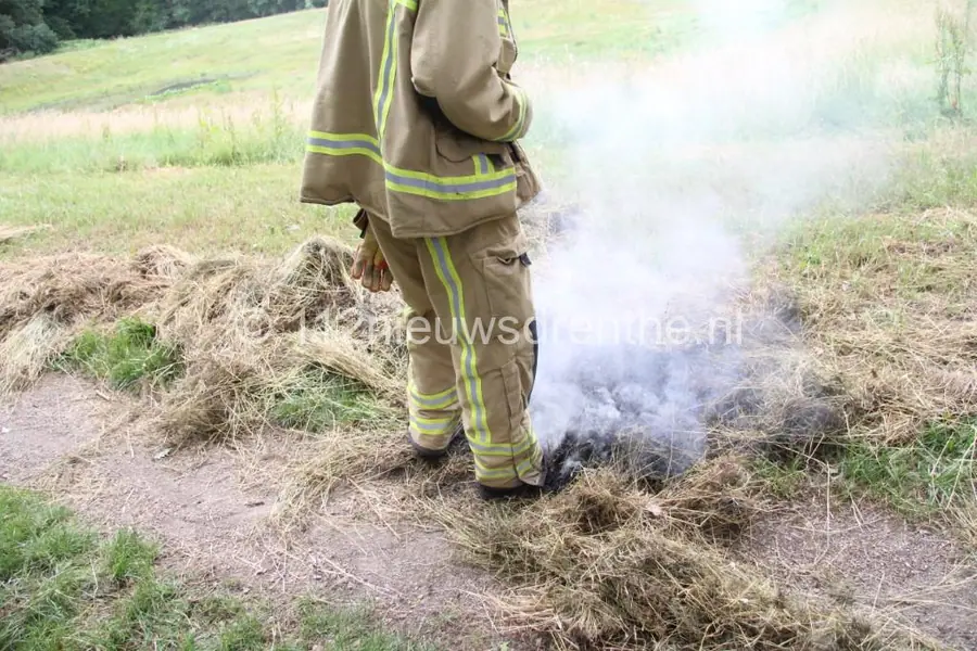 Hooibrand in Emmen snel onder controle