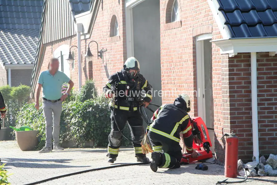 Brand bij woonboerderij in Emmer-Compascuum