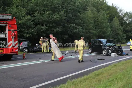 Zwaar ongeval op N381 bij Zweeloo — foto 1 van 12