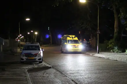 Fietser gewond bij eenzijdig ongeval in Emmen — foto 4 van 4