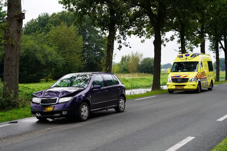 Kop-staartbotsing op de N379 in Barger-Compascuum
