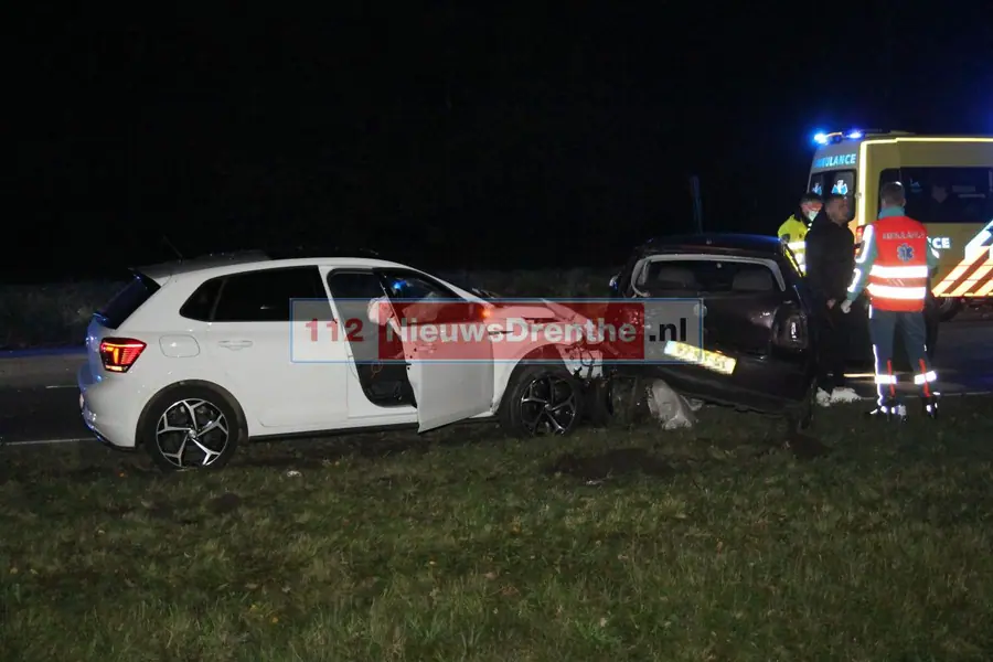 Een persoon raakt gewond bij kopstaartbotsing in Emmen