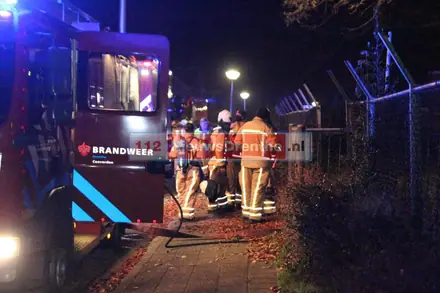 Brandweer rukt uit voor brand in school in Coevorden — foto 4 van 7