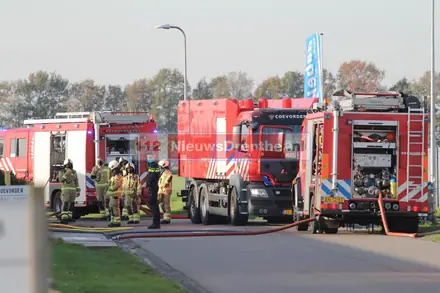 Brand in slijperij van metaalbedrijf in Coevorden — foto 7 van 8