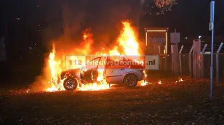 Auto uitgebrand in Gieten — foto 1 van 2