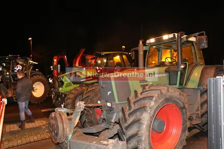 Boeren zetten protestacties voort in Wijster en Gieten — foto 6 van 7