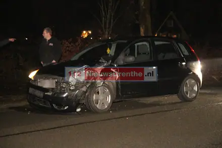 Kopstaartbotsing op Peelstraat in Erica: twee gewonden — foto 2 van 4