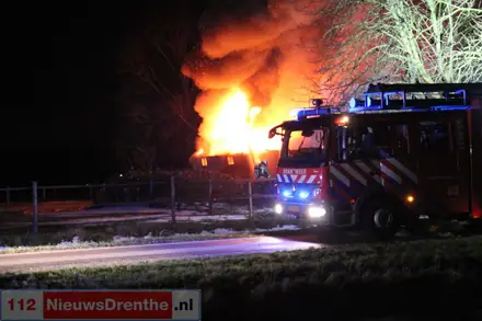 Uitslaande brand in schuur Noordscheschut — foto 2 van 4