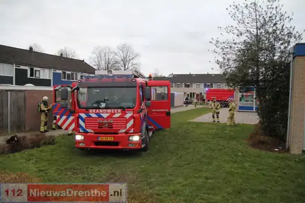 Brand in lokaal Thriantaschool in Emmen snel onder controle — foto 8 van 10