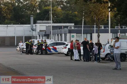 Brand in bedrijfsgebouw in Emmen — foto 3 van 4