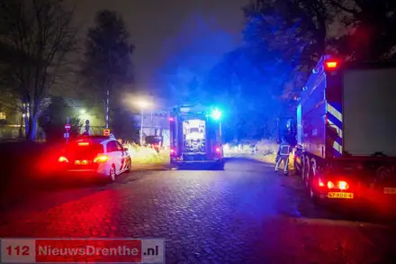 Brand bij GGD testlocatie in Emmen — foto 2 van 4