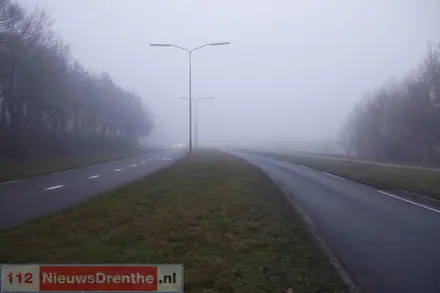 Dichte mist trekt op in Emmen en omgeving — foto 4 van 4