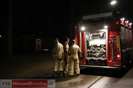 Brandweer rukt uit voor dixi-brand — foto 2 van 3
