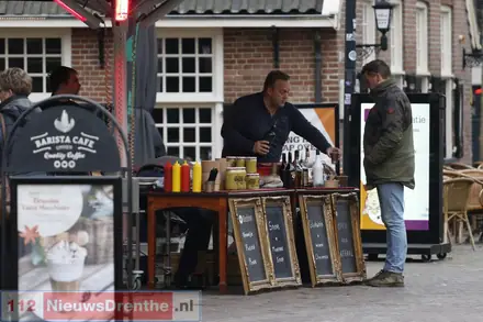 Niet-essentiële winkels zijn weer geopend in Nederland — foto 2 van 2