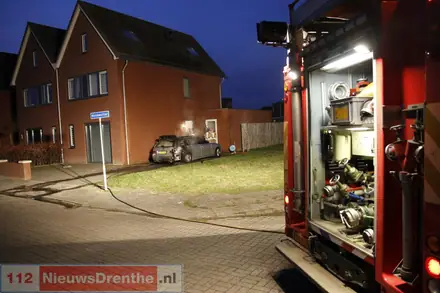 BMW door brand verwoest in Emmen — foto 3 van 3