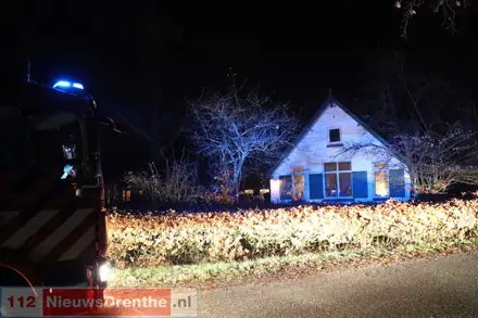 Brandweer rukt uit voor woningbrand in Odoorn — foto 2 van 2