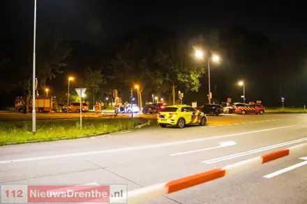Verdacht pakketje aangetroffen bij hoofdingang van het Scheper ziekenhuis Emmen — foto 6 van 7