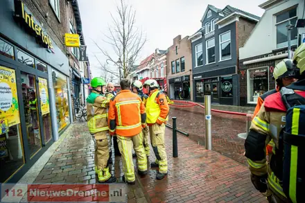 Uitslaande brand in woning zorgt voor grote rookontwikkeling in Coevorden [Video] — foto 7 van 8