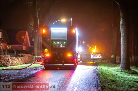 Brand verwoest schuurtje in Nieuw-Dordrecht — foto 2 van 3