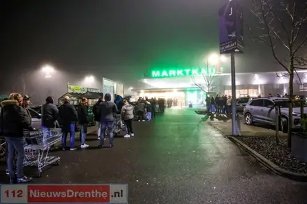 Drukte door vroege vuurwerkverkoop in Duitsland zorgt voor chaos in winkel — foto 5 van 5