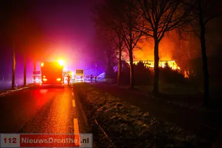 Woning volledig verwoest door uitslaande brand in Barger-Compascuum — foto 5 van 6