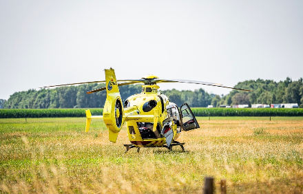 Eén dode en zes gewonden bij ernstig ongeval op N48 bij Balkbrug — foto 2 van 2